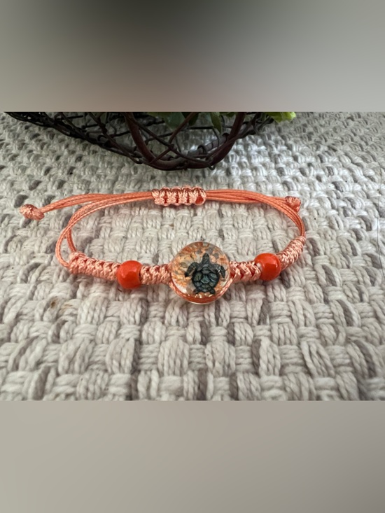 Jewelry - Handmade Coral Macrame Bracelet with Turtle 🐢 glass bead NWOT
